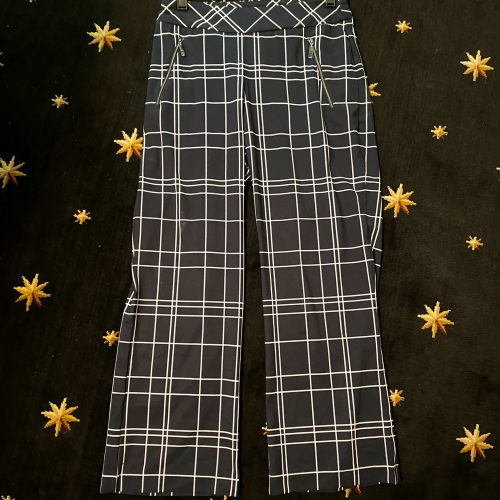 Size 4 Tail golf pants. Worn once
